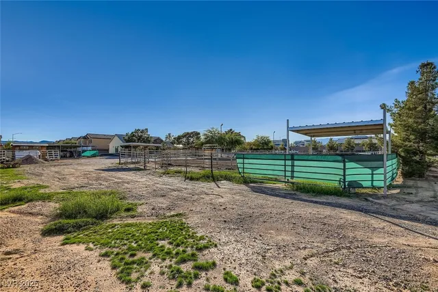 $3,500,000 | 4099 West Silverado Ranch Boulevard, Las Vegas, NV 89141