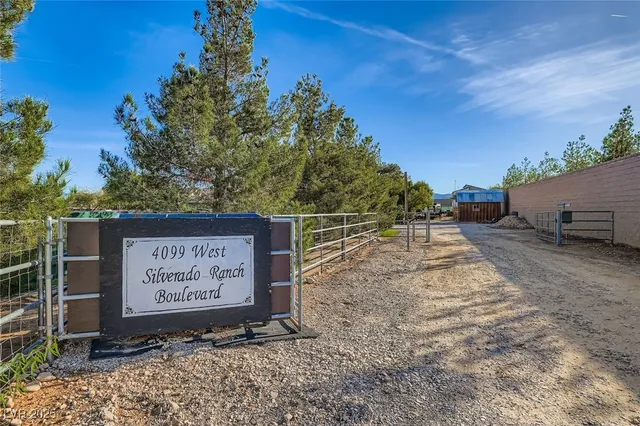 $3,500,000 | 4099 West Silverado Ranch Boulevard, Las Vegas, NV 89141