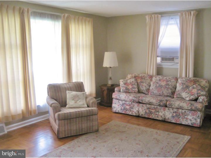 114 Valley View Road East Norriton, PA 19401 - Photo 3 of 15 Family Room