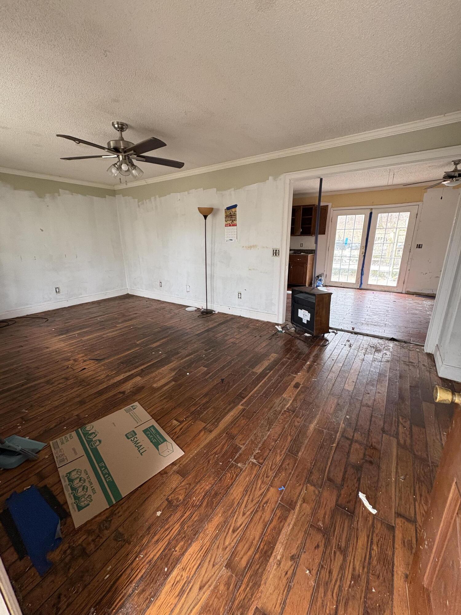 1071 Wood Yates Road Ringgold, GA 30736 - Photo 4 of 5 Living Room