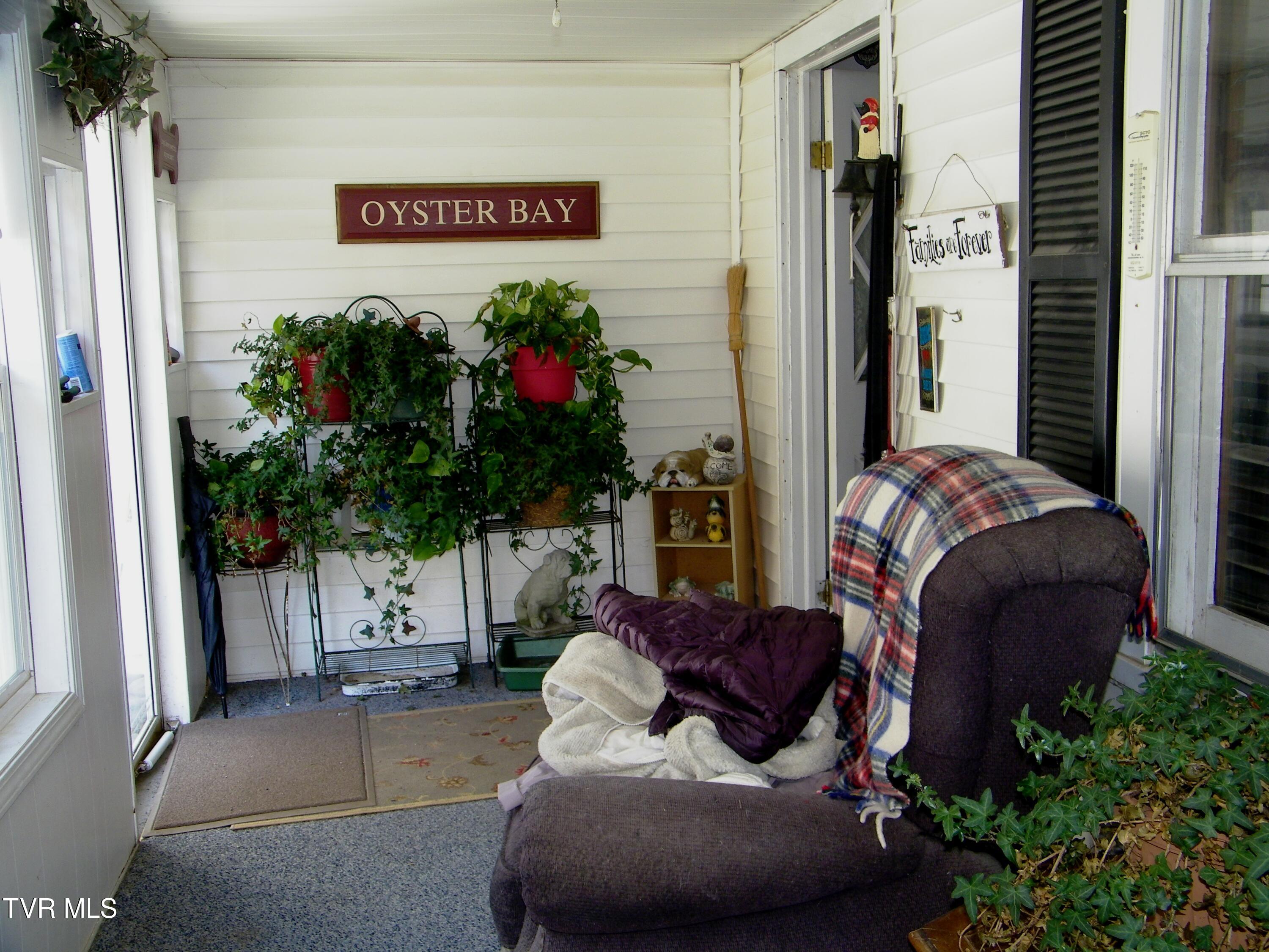 17094 Us Highway Duffield, VA 24244 - Photo 16 of 61 100_0194