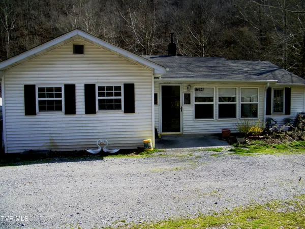 $155,000 | 17094 Us Highway, Duffield, VA 24244