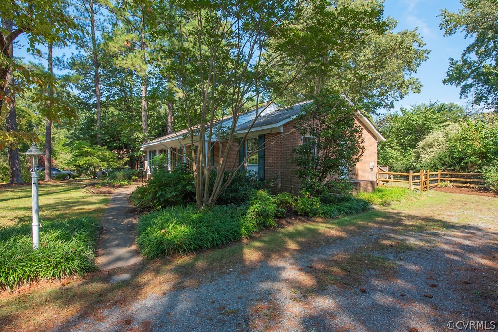 14256 Riverside Drive Ashland, VA 23005 - Photo 9 of 50 Gallery Image 9