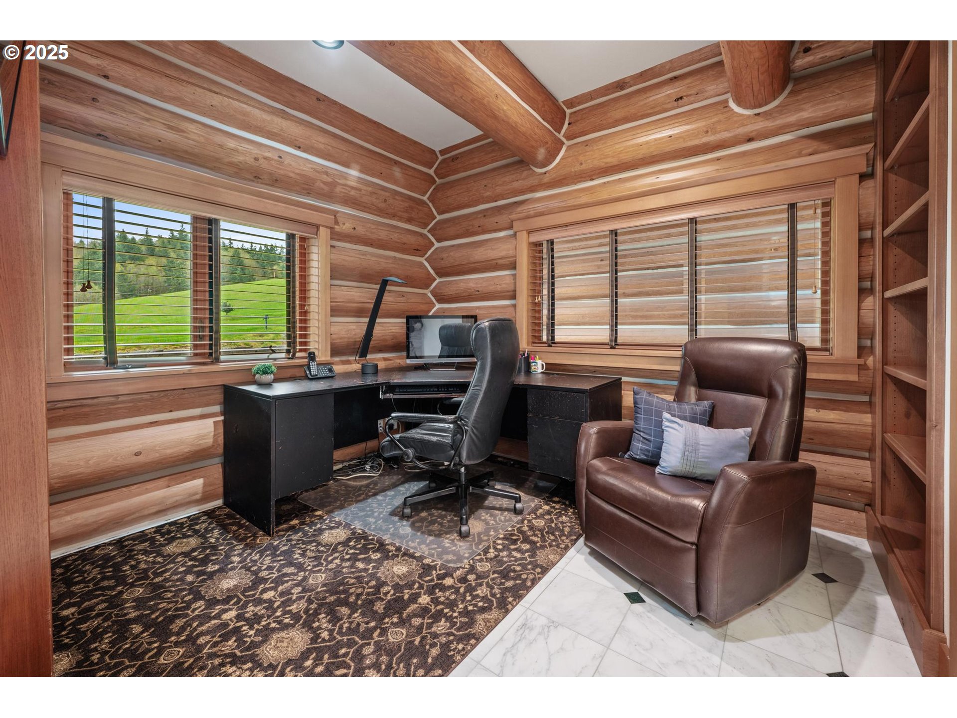 61612 Fays Lane St. Helens, OR 97051 - Photo 14 of 37 a living room with furniture and a large window