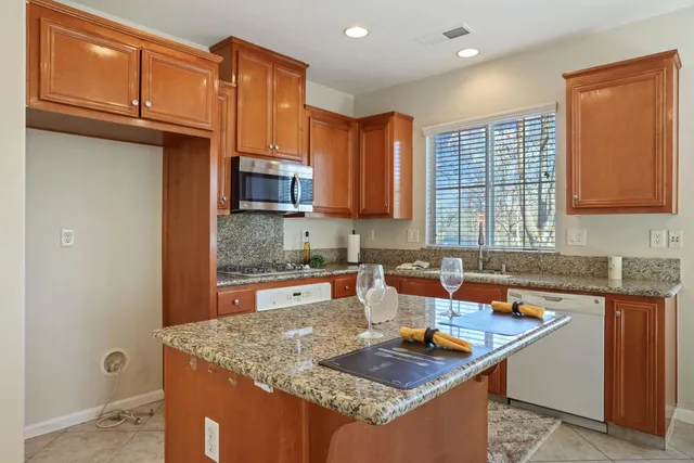 $769,000 | 356 South Paraiso Way, Mountain House, CA 95391