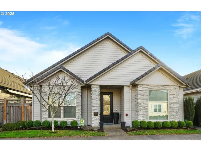 $595,000 | 2060 Lakeland Way, Eugene, OR 97408