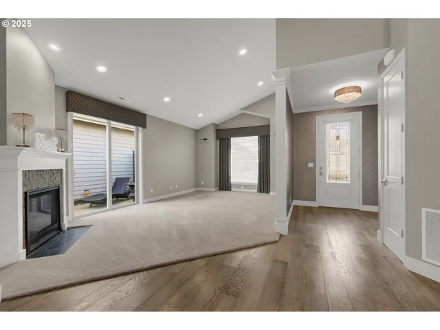 $595,000 | 2060 Lakeland Way, Eugene, OR 97408