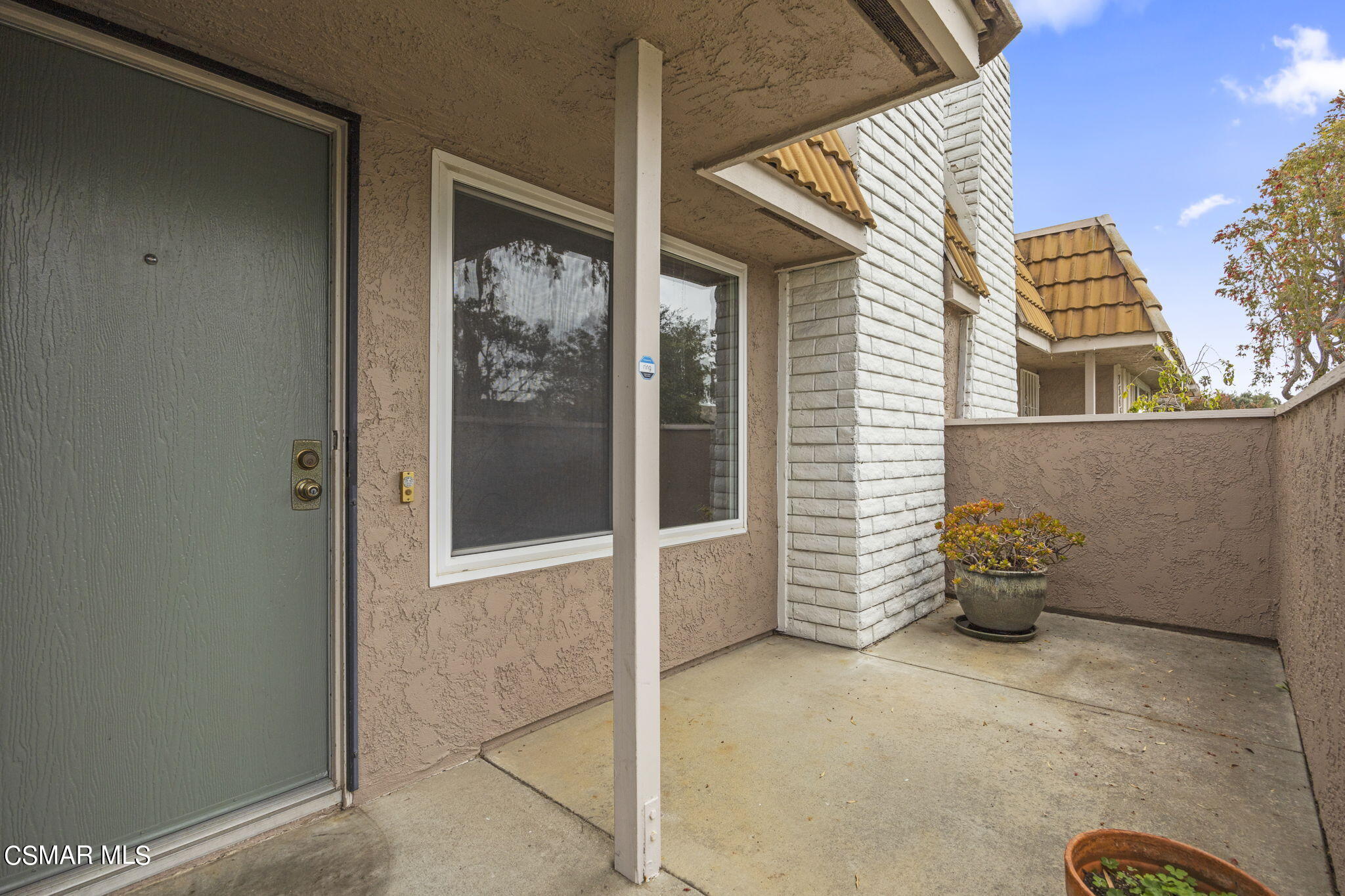 3601 Ketch Avenue Oxnard, CA 93035 - Photo 4 of 37 a view of outdoor space and porch