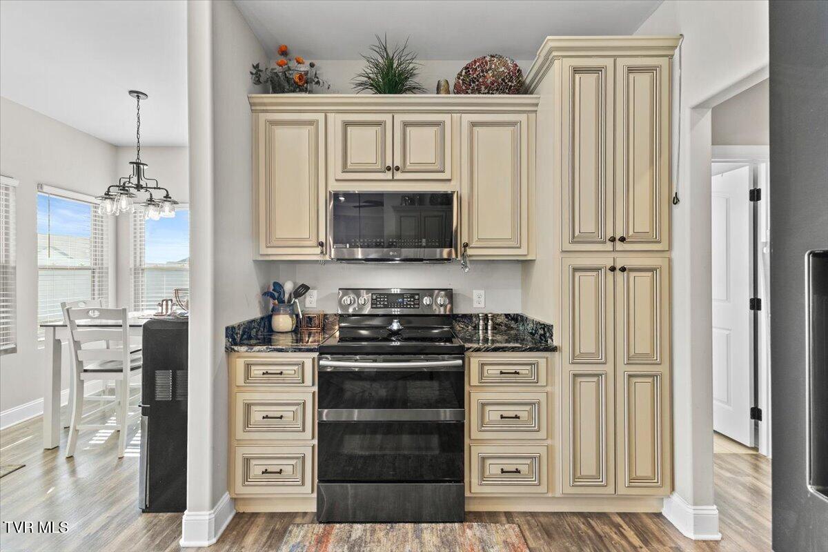 1336 Harmony Road Jonesborough, TN 37659 - Photo 11 of 49 Kitchen