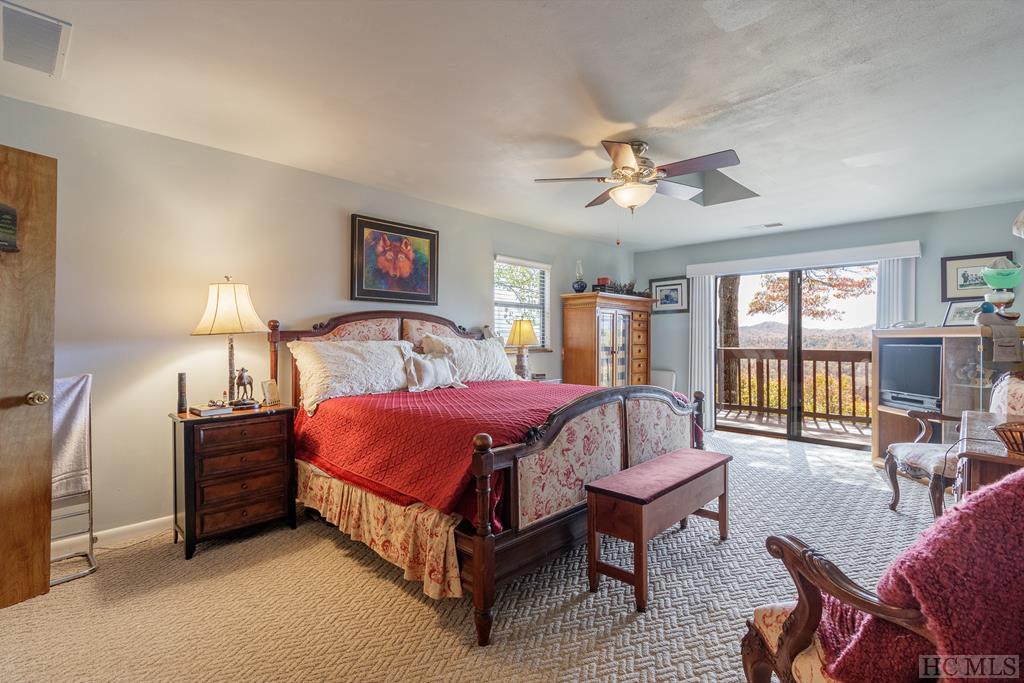 278 Rockledge Road Sapphire, NC 28774 - Photo 13 of 30 Gallery Image 13