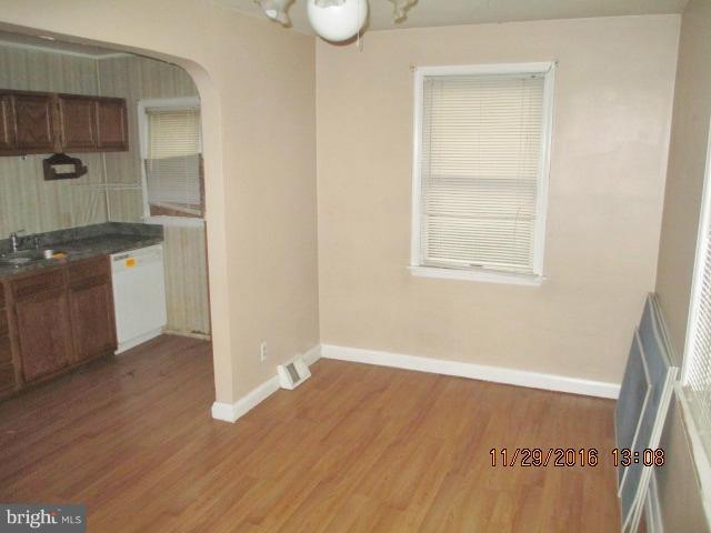 501 Welbrook Road Baltimore, MD 21221 - Photo 6 of 14 Dining Room