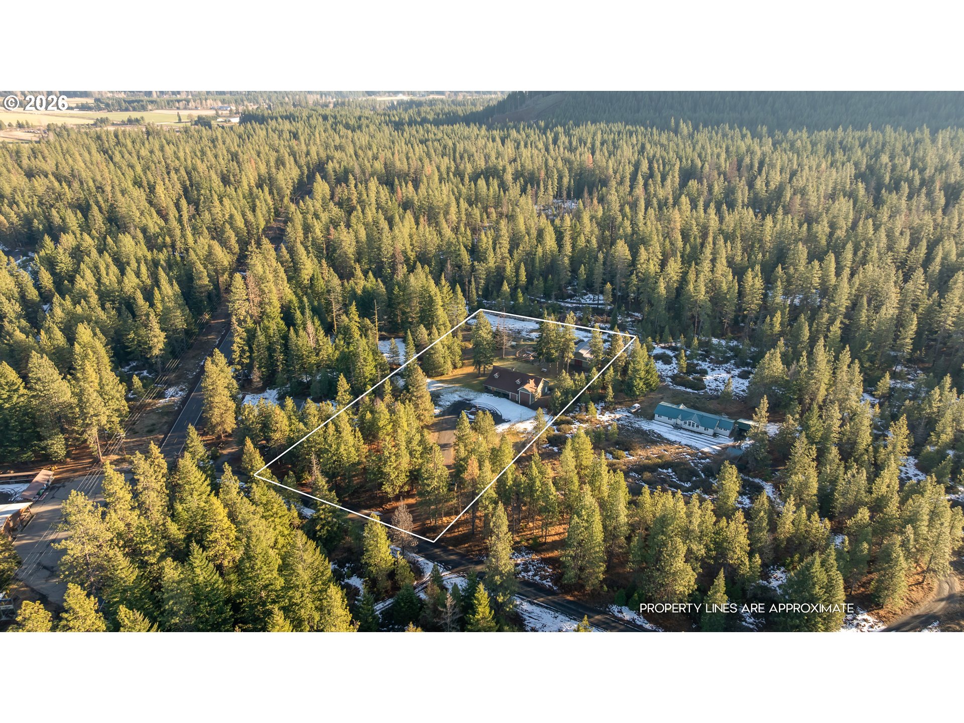 4 Westside Road Trout Lake, WA 98650 - Photo 40 of 45 a black and white photo of a room