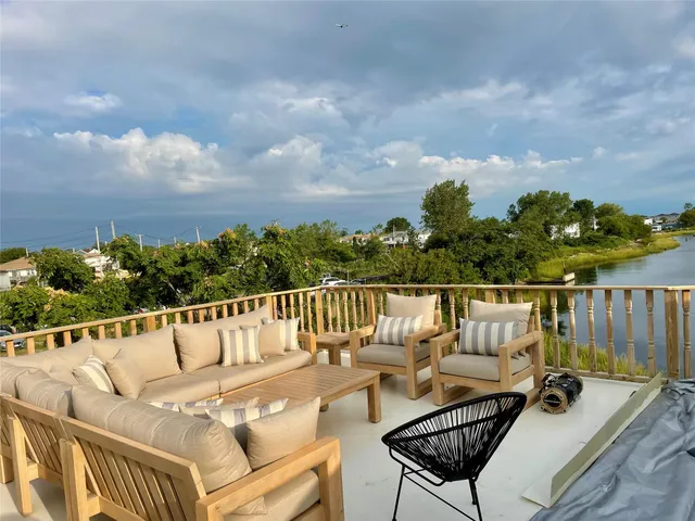 $225,000 | 360 Beach 59th Street, Unit A DOCK | Arverne