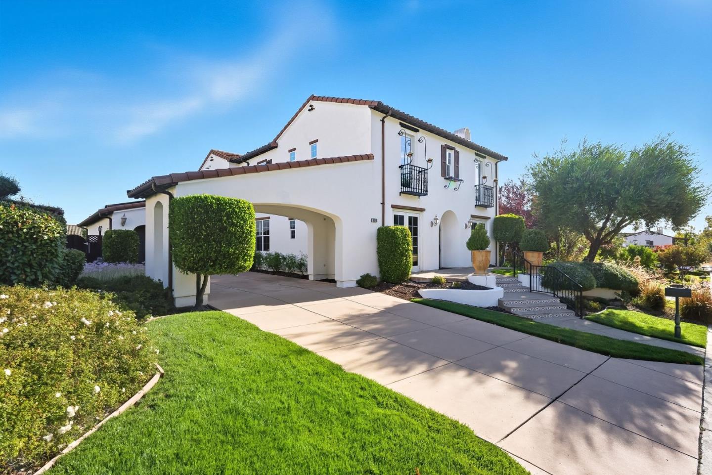 7260 Eagle Ridge Drive Gilroy, CA 95020 - Photo 3 of 42