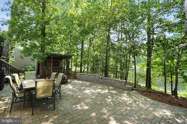 $375,000 | 3789 Captains Corridor, Greenbackville, VA 23356