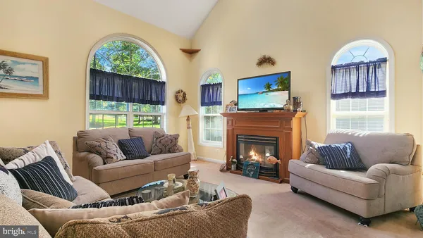 $375,000 | 3789 Captains Corridor, Greenbackville, VA 23356