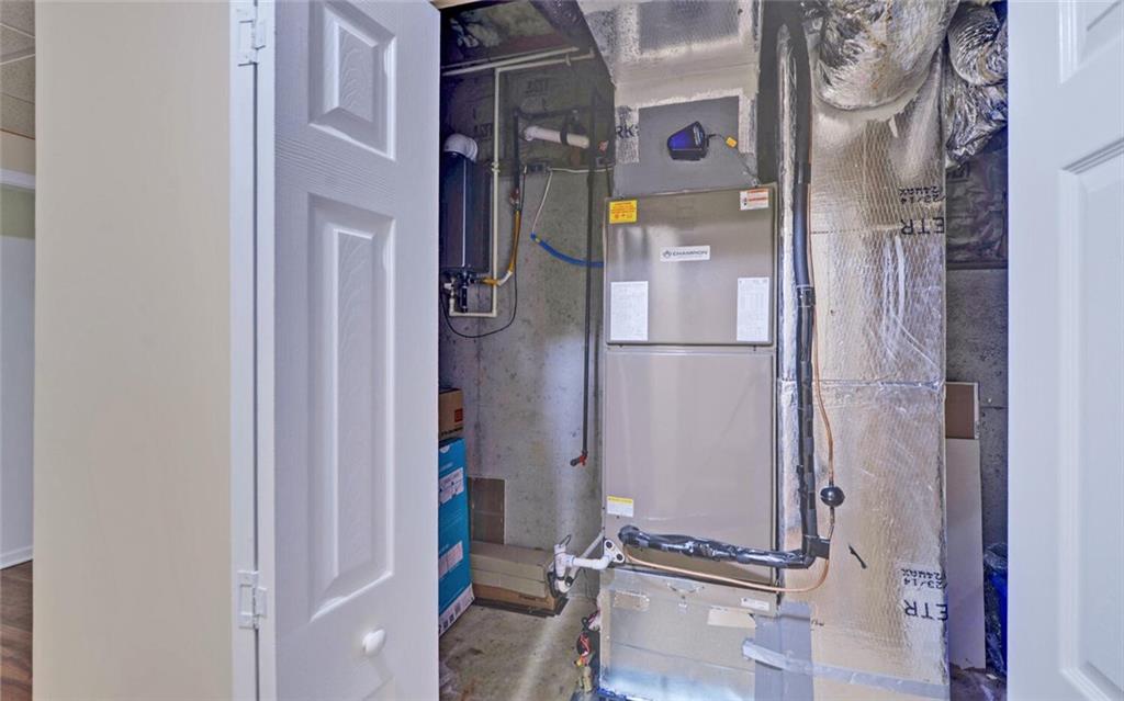 3644 Maple Forge Lane Gainesville, GA 30504 - Photo 37 of 49 a bathroom with a glass door shower