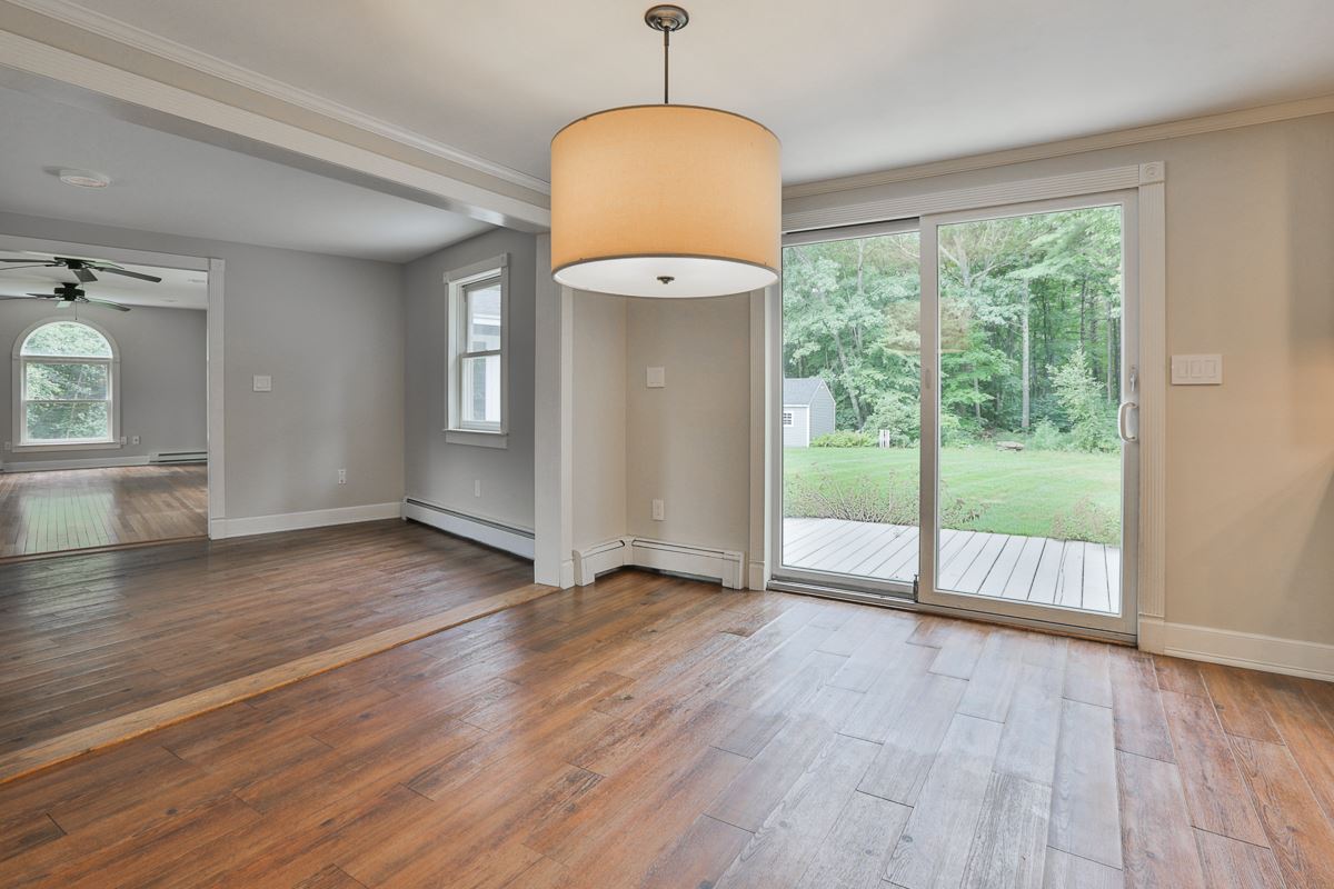 8 Woodridge Road Hampstead, NH 03826 - Photo 18 of 40