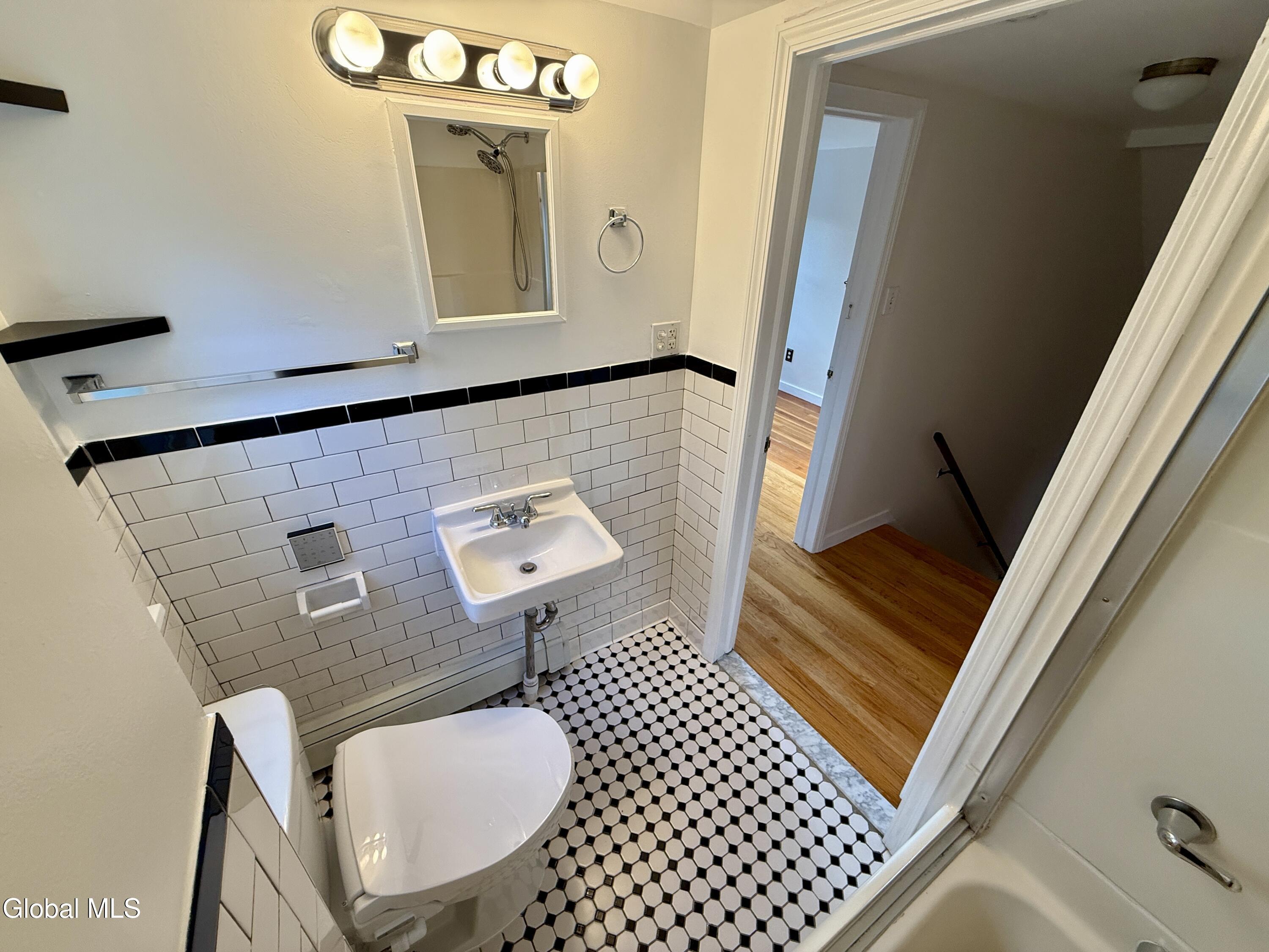 150 Gifford Road Schenectady, NY 12304 - Photo 25 of 32 25