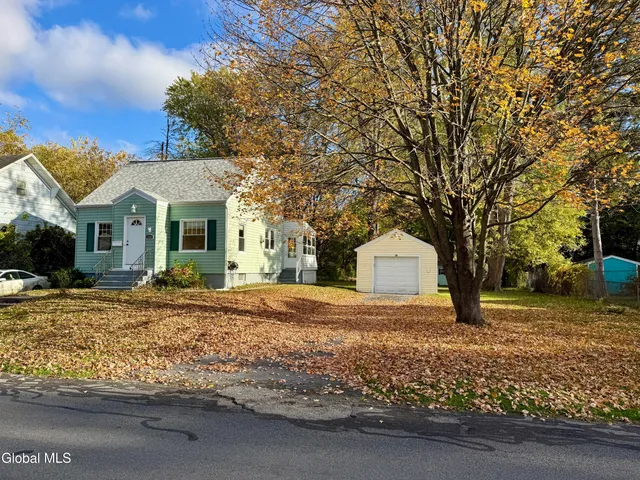 $254,900 | 150 Gifford Road, Schenectady, NY 12304