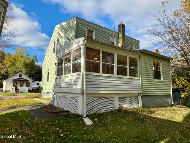 $254,900 | 150 Gifford Road, Schenectady, NY 12304
