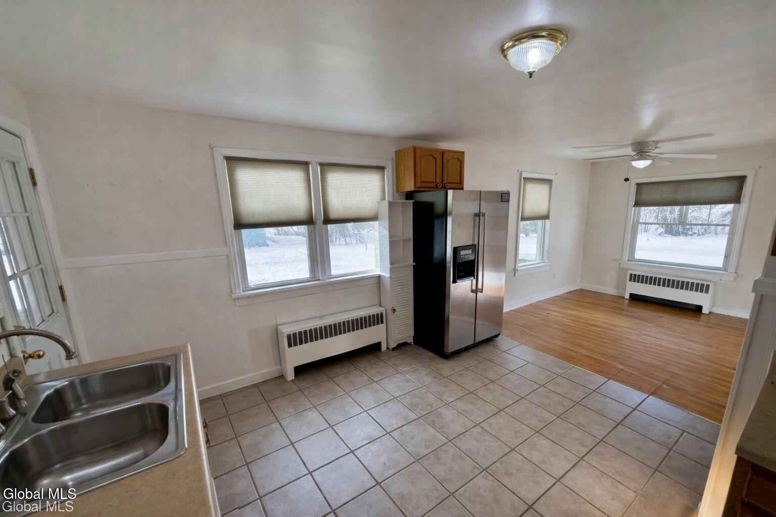 150 Gifford Road Schenectady, NY 12304 - Photo 9 of 32 10