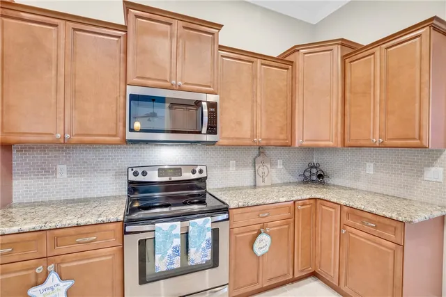 $524,000 | 7445 36th Court, Vero Beach, FL 32967