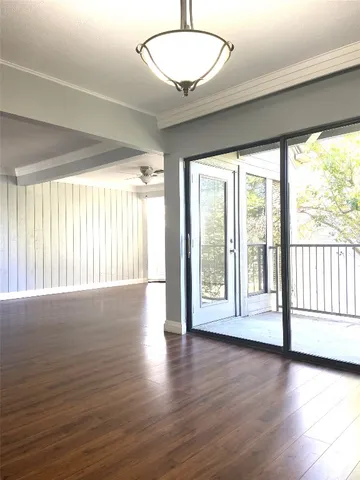 $2,300 | 108 World Of Tennis Square, Unit 108C, Lakeway, TX 78738