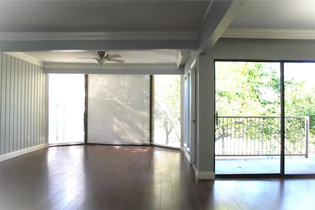 $2,300 | 108 World Of Tennis Square, Unit 108C, Lakeway, TX 78738