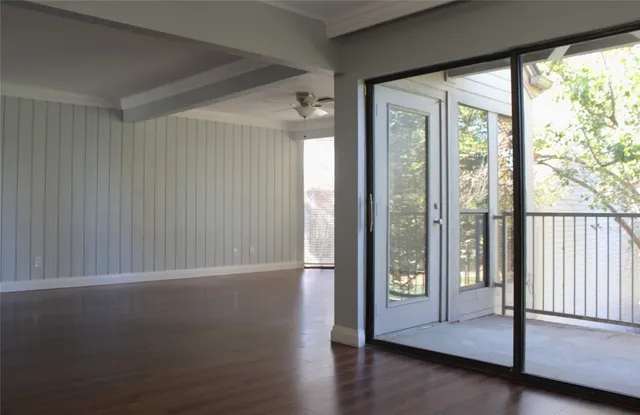 $2,300 | 108 World Of Tennis Square, Unit 108C, Lakeway, TX 78738