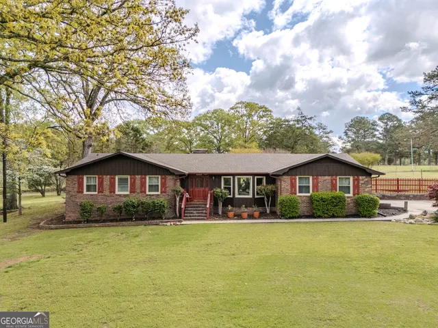 $335,000 | 828 North College Drive, Cedartown, GA 30125