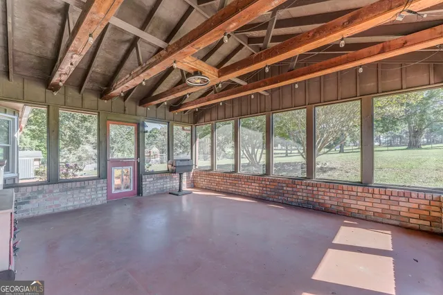 $335,000 | 828 North College Drive, Cedartown, GA 30125