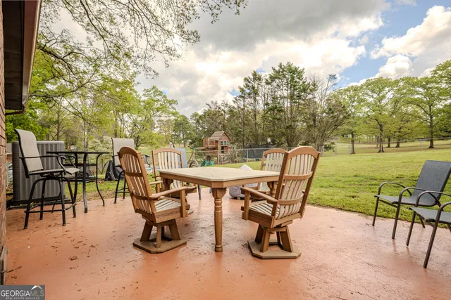 $335,000 | 828 North College Drive, Cedartown, GA 30125