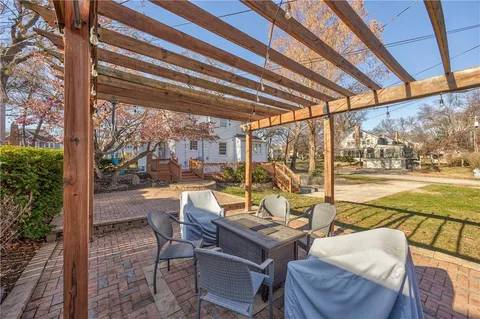 $519,000 | 6203 Morningside Drive, Kansas City, MO 64113