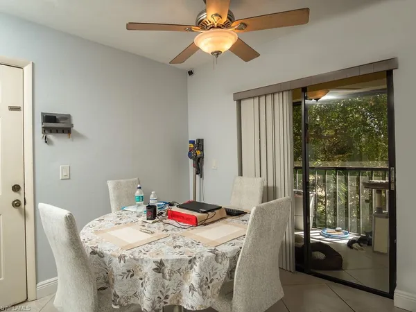 $1,800 | 1480 Green Valley Circle, Unit 204, Naples, FL 34104