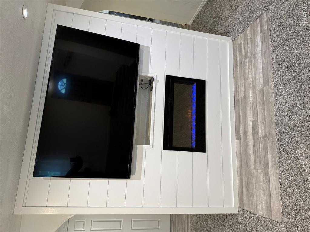 3053 West Grand Street Springfield, MO 65802 - Photo 5 of 35