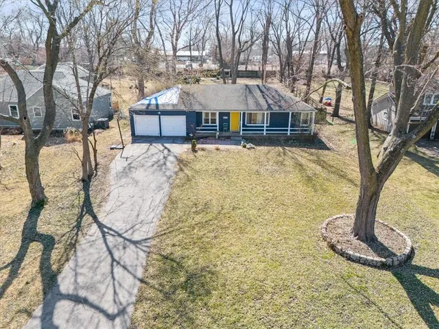 $675,000 | 6825 West 82nd Street, Overland Park, KS 66204