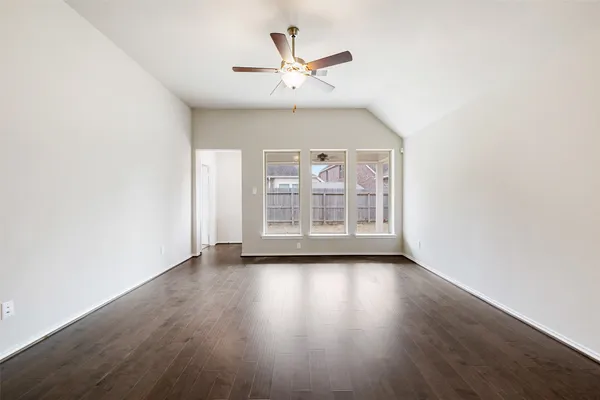 $2,325 | 2606 Prairie Star Lane, Conroe, TX 77385