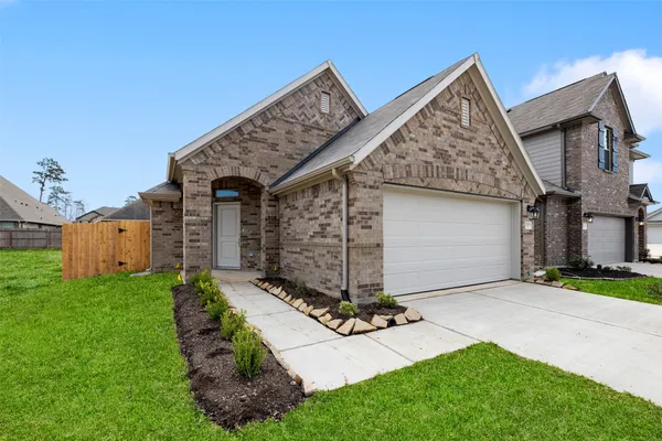 $2,325 | 2606 Prairie Star Lane, Conroe, TX 77385