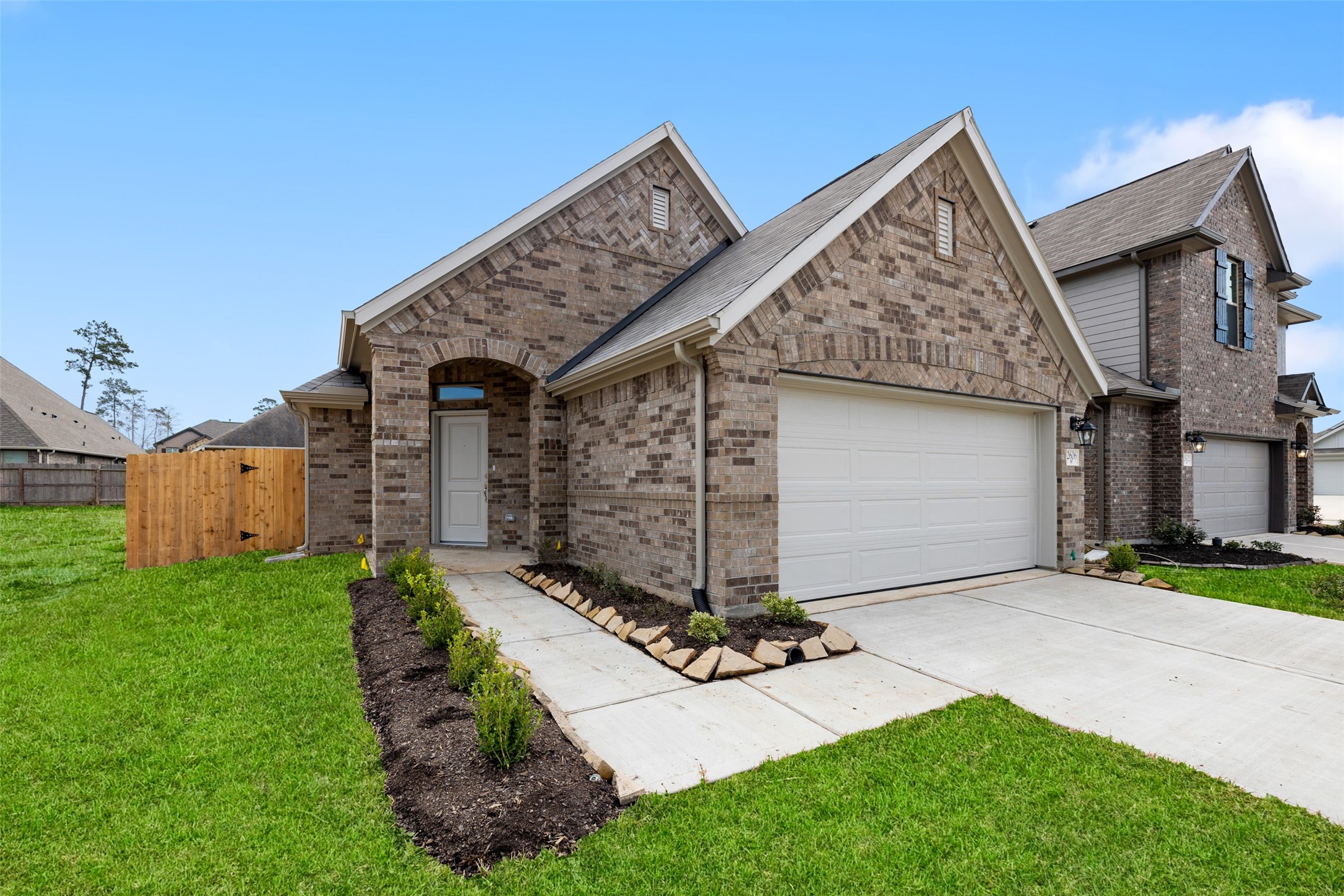 2606 Prairie Star Lane Conroe, TX 77385 - Photo 2 of 34