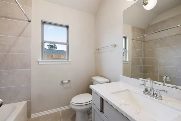 $2,325 | 2606 Prairie Star Lane, Conroe, TX 77385