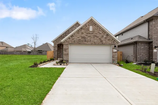 $2,325 | 2606 Prairie Star Lane, Conroe, TX 77385