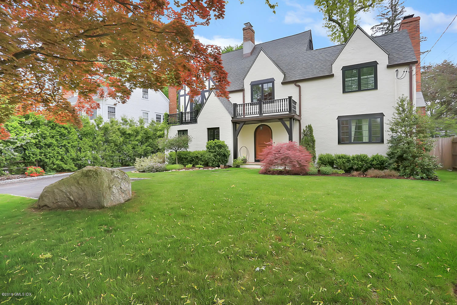 72 Summit Road Riverside, CT 06878 - Photo 1 of 33 72 Summit Rd Riverside CT-large-004-34-0