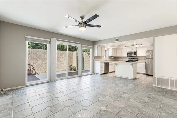 $589,000 | 7088 Seville Way, Riverside, CA 92506