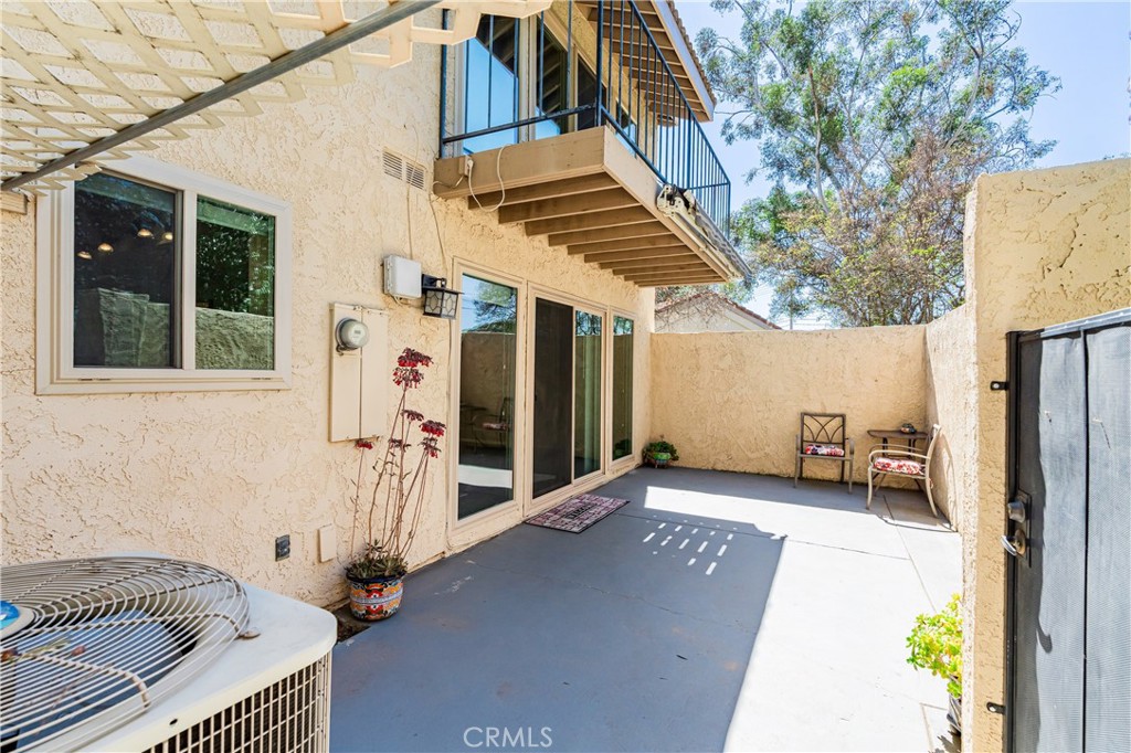 7088 Seville Way Riverside, CA 92506 - Photo 60 of 75