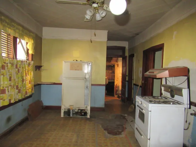 $250,000 | 2943 West 25th Place, Chicago, IL 60623