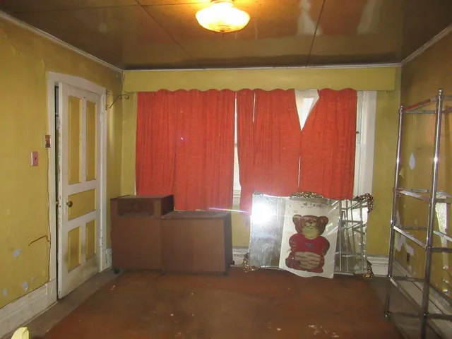 $250,000 | 2943 West 25th Place, Chicago, IL 60623