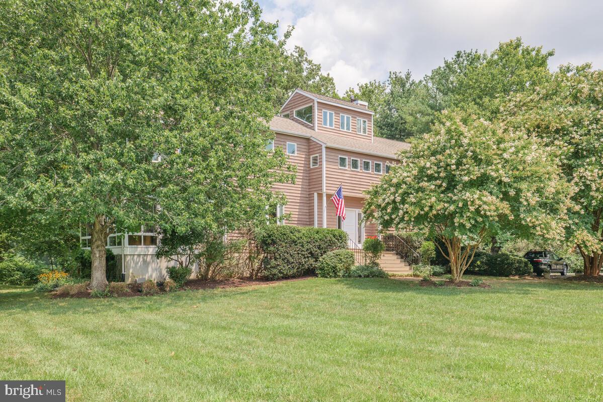 5025 Kings Road St. Leonard, MD 20685 - Photo 4 of 62 Lush lawn and mature trees