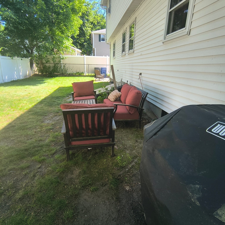 62-64 Lancaster Road, Unit 1 Arlington, MA 02476 - Photo 7 of 9