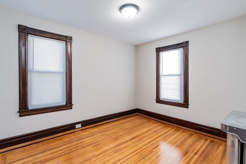 72 Mapledell Street Springfield, MA 01109 - Photo 12 of 19 Gallery Image 12
